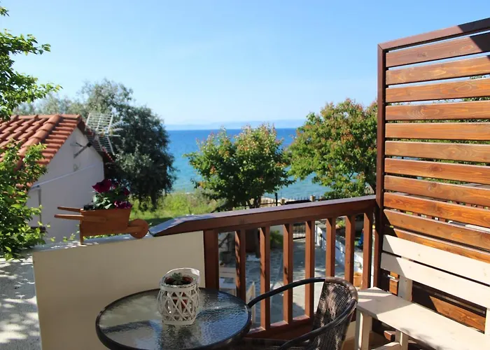 Stelios Apartments