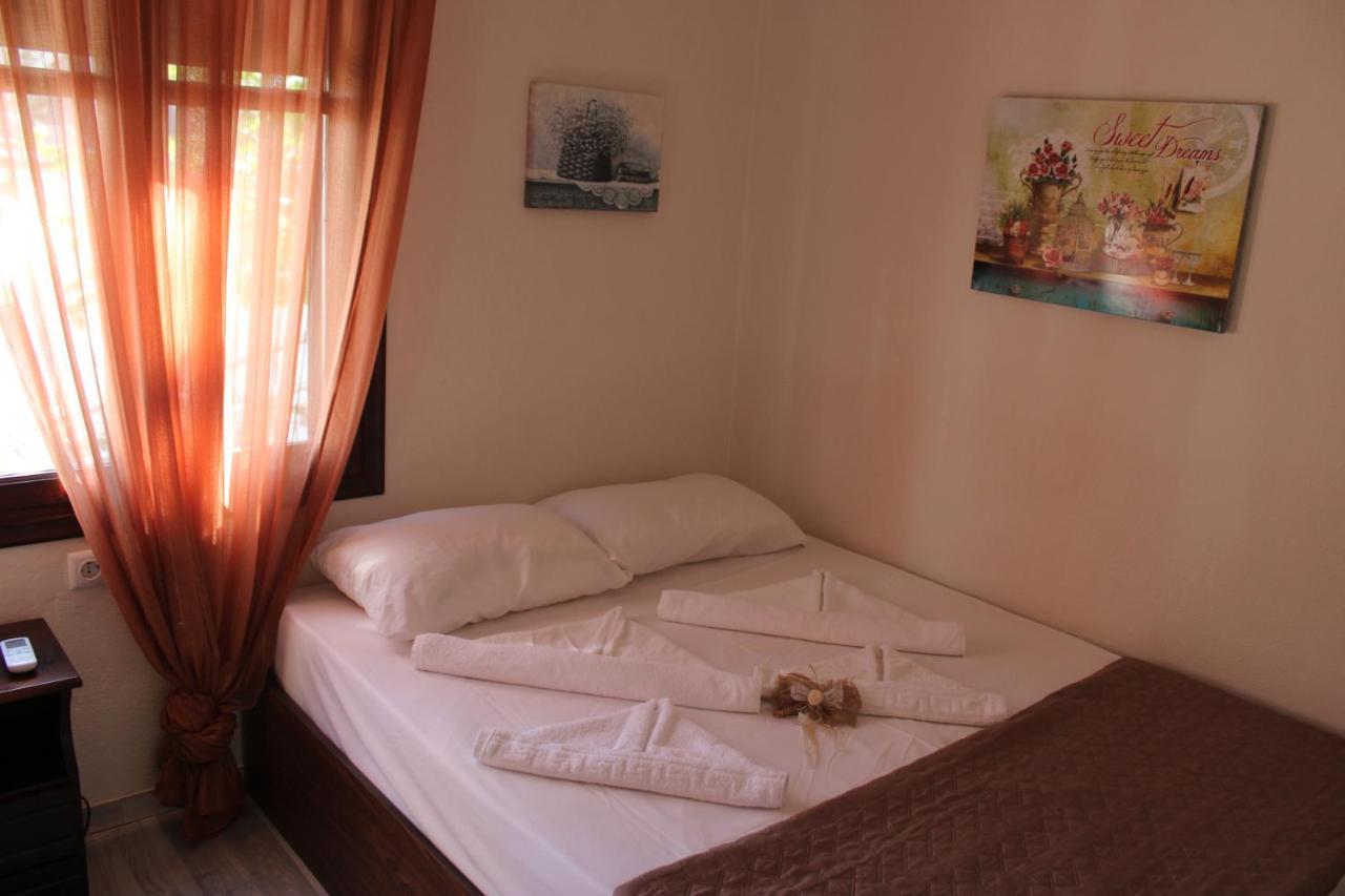 Stelios Apartment *